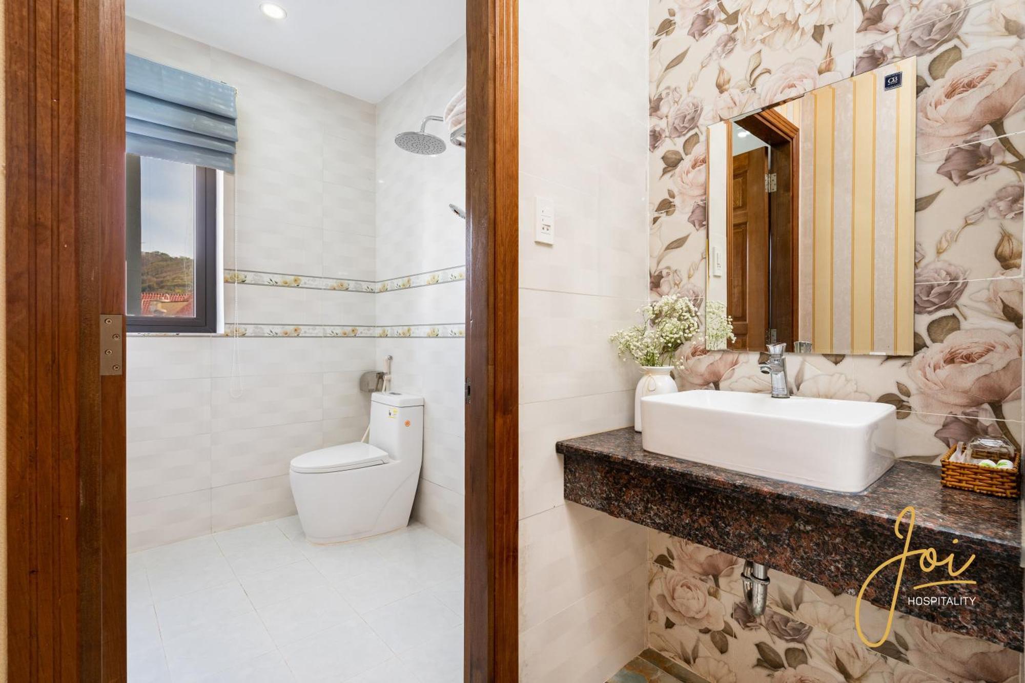 Joi Hospitality - Kp House Hotell Vung Tau Rom bilde